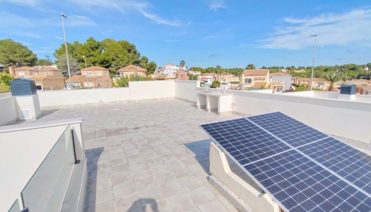 Uudistuotanto - Erillistalo - Pilar de la Horadada - Pinar de Campoverde