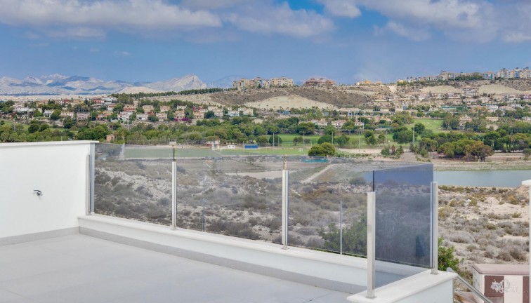 Uudistuotanto - Erillistalo - Mutxamel