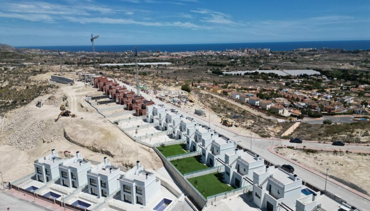 Uudistuotanto - Erillistalo - Mutxamel