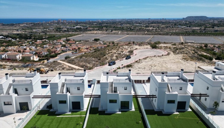 Uudistuotanto - Erillistalo - Mutxamel