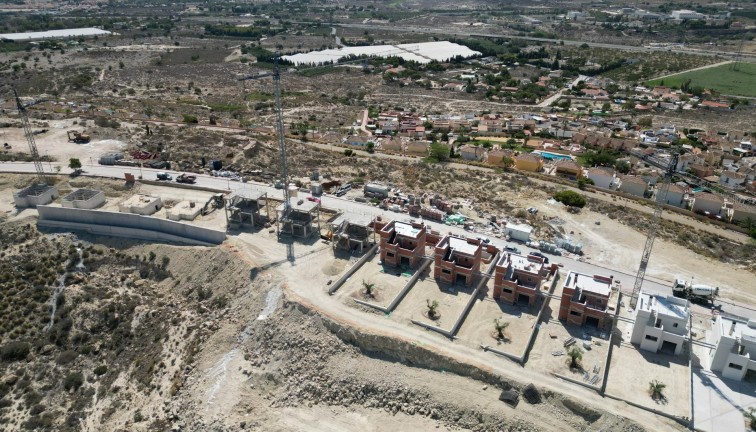 Uudistuotanto - Erillistalo - Mutxamel