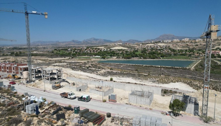 Uudistuotanto - Erillistalo - Mutxamel