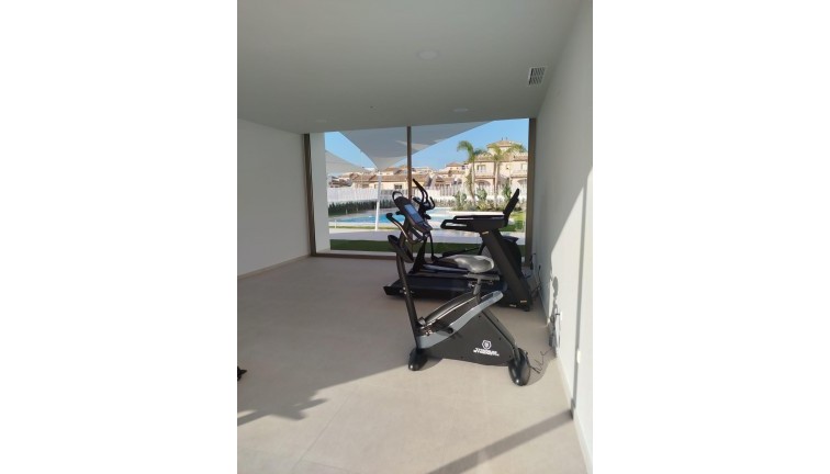 Uudistuotanto - Asunto - Orihuela Costa - Lomas de Cabo Roig