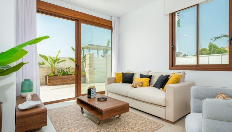 Uudistuotanto - Erillistalo - Vera - Vera Playa