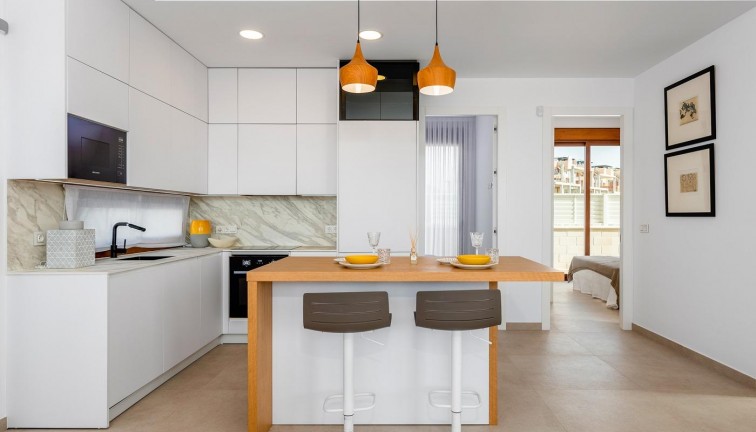 Uudistuotanto - Erillistalo - Vera - Vera Playa