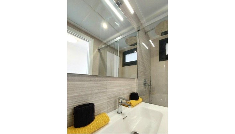 Obra nueva - Apartamento / piso - San Miguel de Salinas