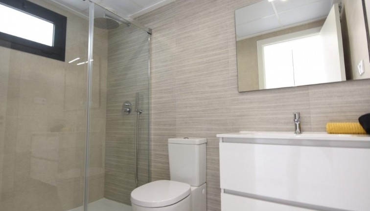 Obra nueva - Apartamento - Apartamento en el último piso - San Miguel de Salinas