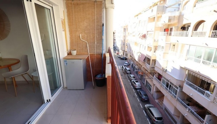 Resale - Apartment - Torrevieja