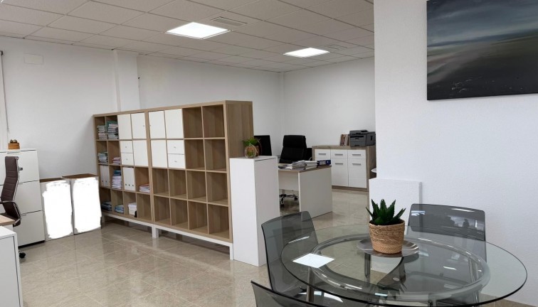 Återförsäljning - Kommersiell - Orihuela Costa - La Zenia