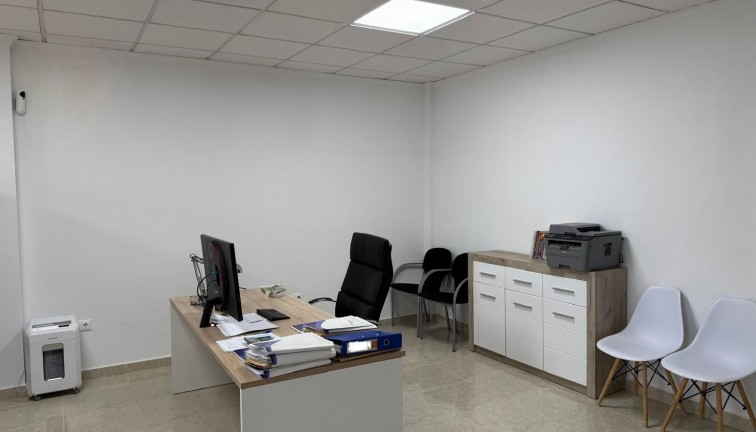 Återförsäljning - Kommersiell - Orihuela Costa - La Zenia