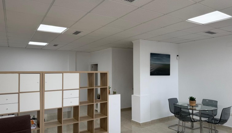 Återförsäljning - Kommersiell - Orihuela Costa - La Zenia