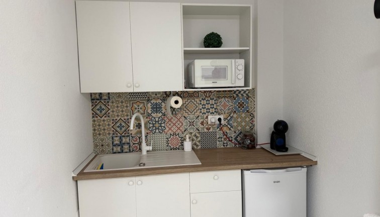 Återförsäljning - Kommersiell - Orihuela Costa - La Zenia