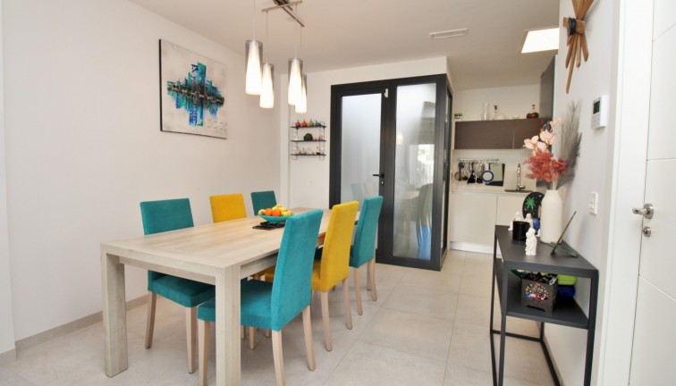 Reventa - Casa adosada - Villamartín