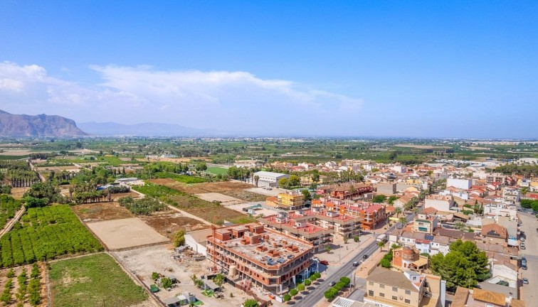 Uudistuotanto - Asunto - Jacarilla