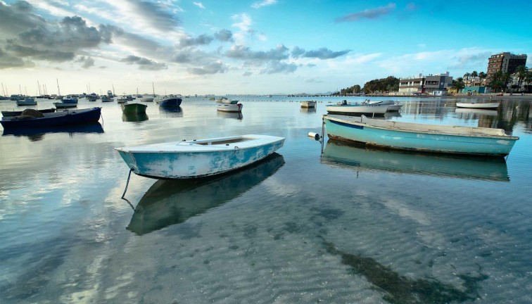 Uudistuotanto - Erillistalo - San Javier - Santiago de la Ribera
