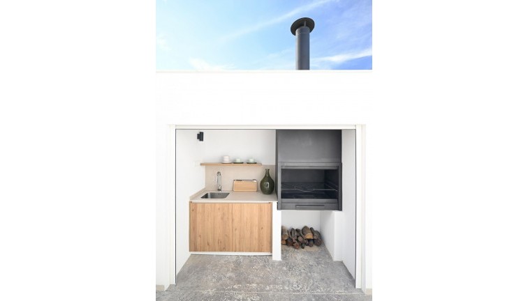 Uudistuotanto - Erillistalo - Banos y Mendigo - Altaona Golf