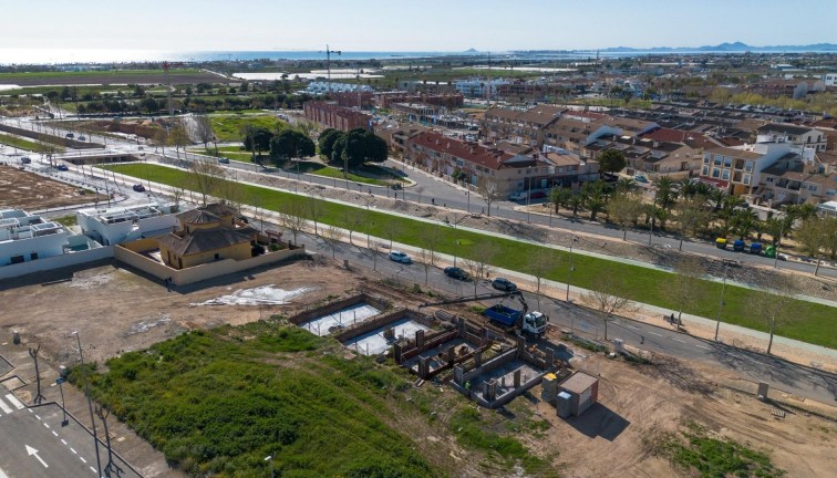 Obra nueva - Chalet - Pilar de la Horadada