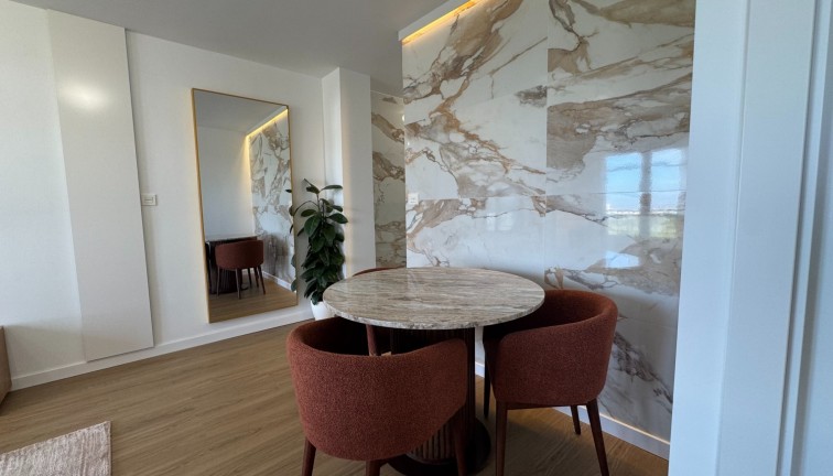 Resale - Apartment - Torrevieja - Punta Prima