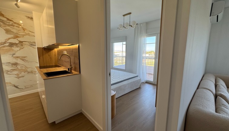 Resale - Apartment - Torrevieja - Punta Prima