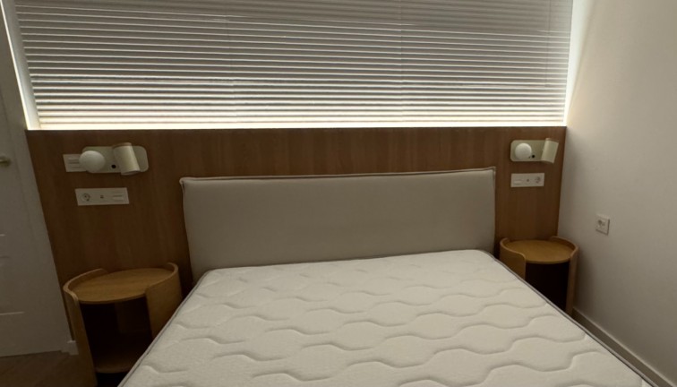 Resale - Apartment - Torrevieja - Punta Prima