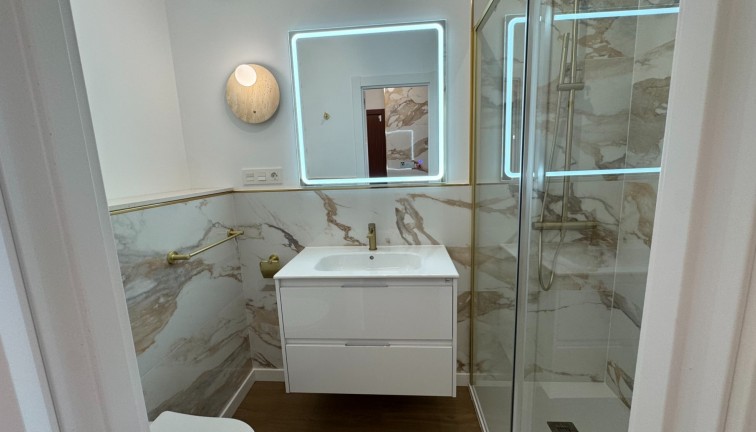 Resale - Apartment - Torrevieja - Punta Prima