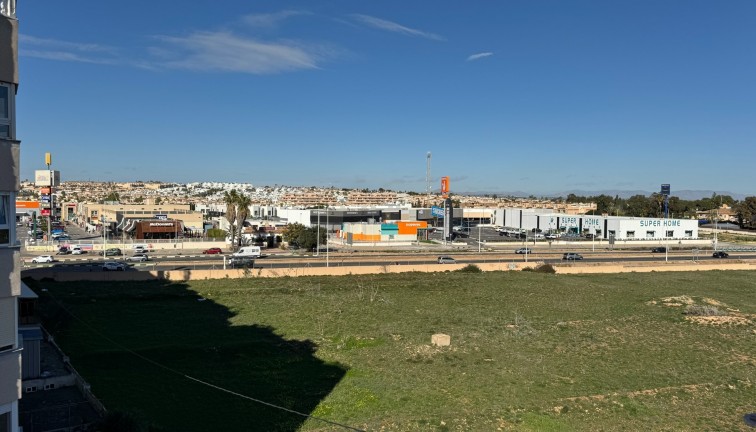 Resale - Apartment - Torrevieja - Punta Prima