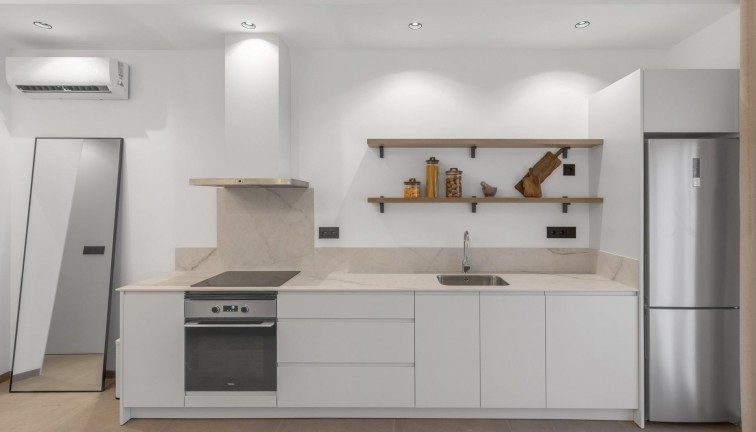 Uudistuotanto - Asunto - Torrevieja - Acequion