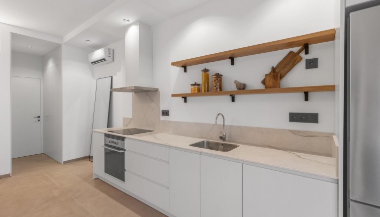 Uudistuotanto - Asunto - Torrevieja - Acequion