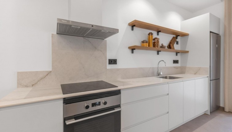 Uudistuotanto - Asunto - Torrevieja - Acequion