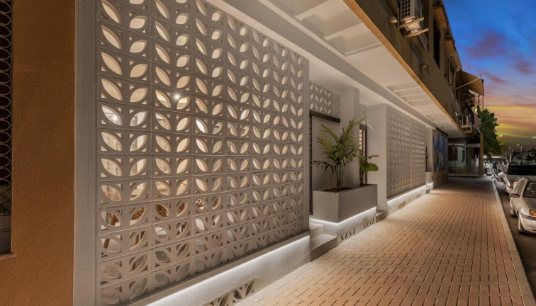 Uudistuotanto - Asunto - Torrevieja - Acequion