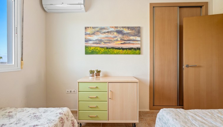 Jälleenmyynti - Asunto - Torrevieja - La veleta