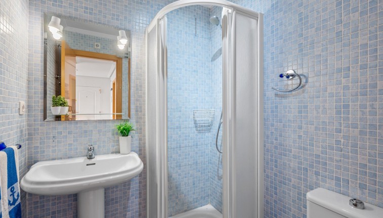 Jälleenmyynti - Asunto - Torrevieja - La veleta