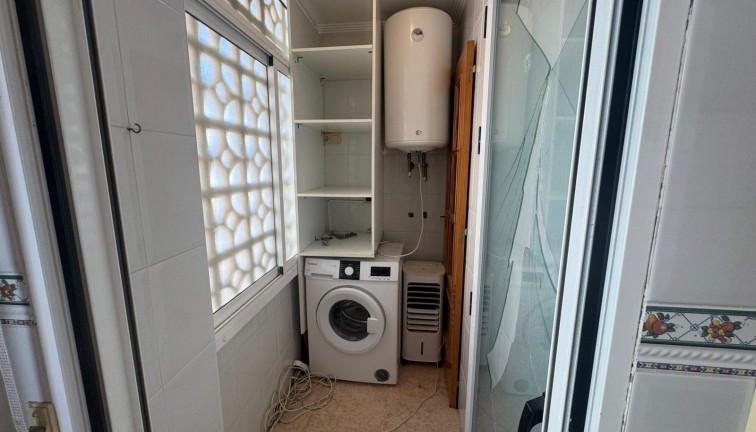 Jälleenmyynti - Asunto - Torrevieja - LA MATA