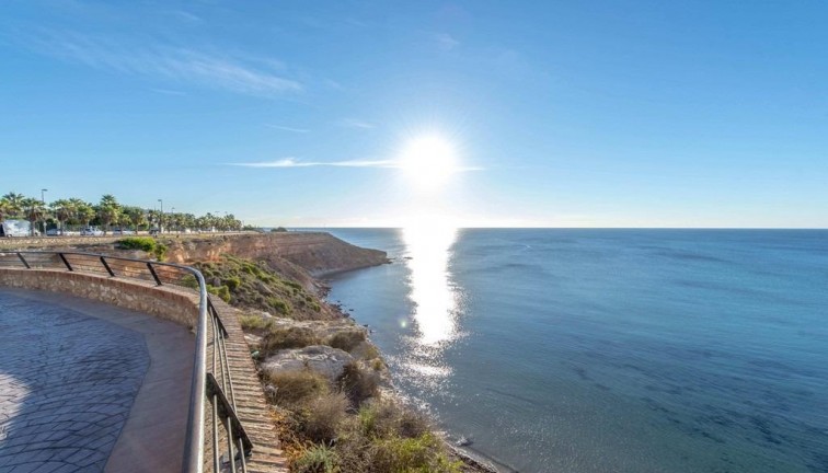 Reventa - Apartamento - Apartamento en el último piso - Orihuela Costa - Aguamarina