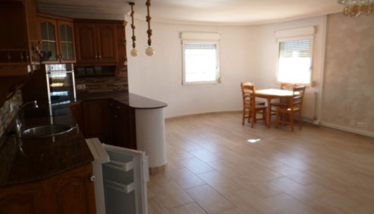 Jälleenmyynti - Erillistalo - Villamartín