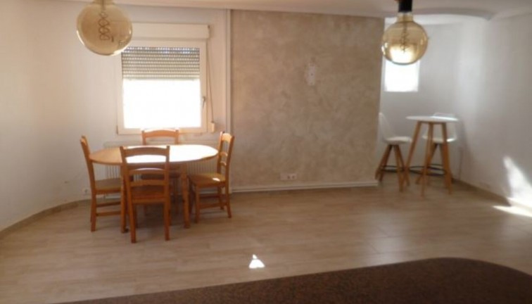 Jälleenmyynti - Erillistalo - Villamartín