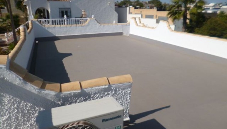 Jälleenmyynti - Erillistalo - Villamartín