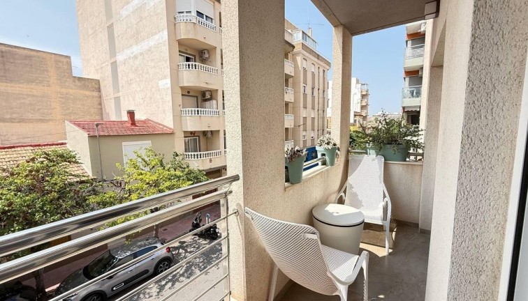Reventa - Apartamento / piso - Torrevieja