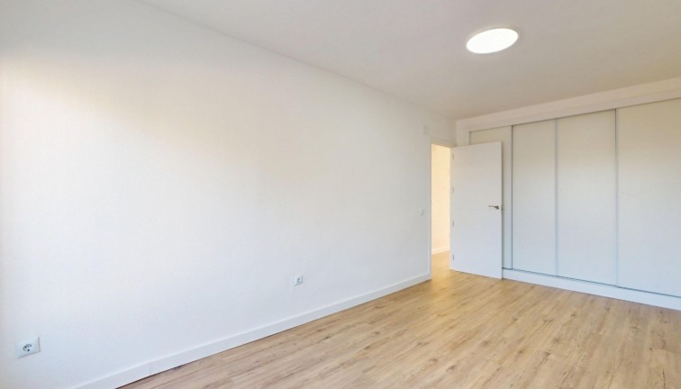 Reventa - Apartamento / piso - Orihuela Costa - Villamartín