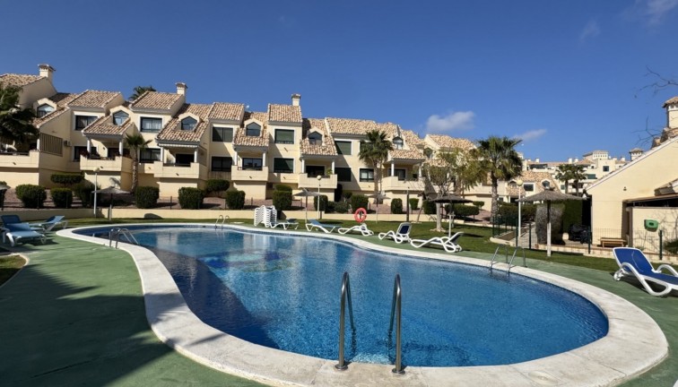 Resale - Apartment - Orihuela Costa - Campoamor