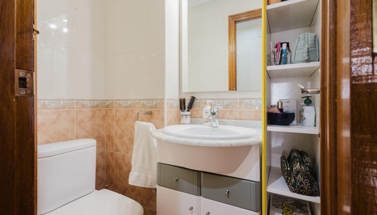 Jälleenmyynti - Asunto - Torrevieja - Acequion