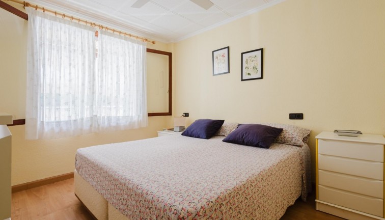 Jälleenmyynti - Asunto - Torrevieja - Acequion