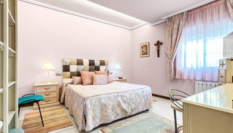 Reventa - Chalet - Torrevieja - LA MATA