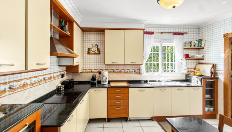 Reventa - Chalet - Torrevieja - LA MATA