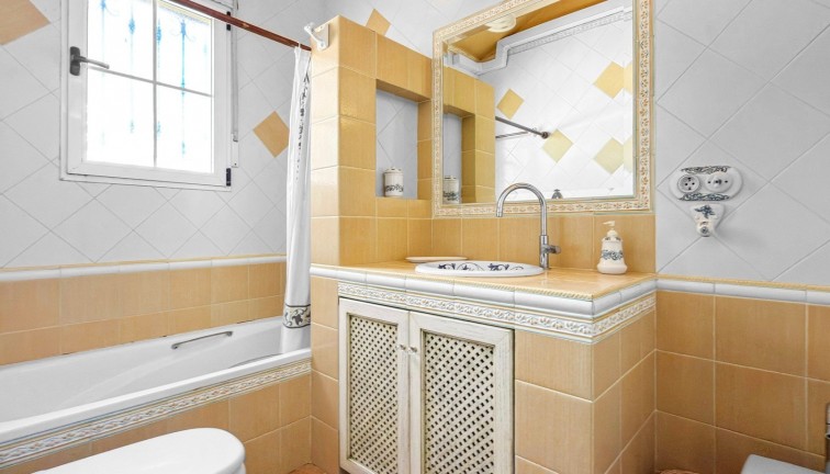 Reventa - Chalet - Torrevieja - LA MATA