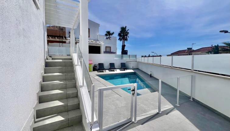 Jälleenmyynti - Erillistalo - San Miguel de Salinas - Villamartín