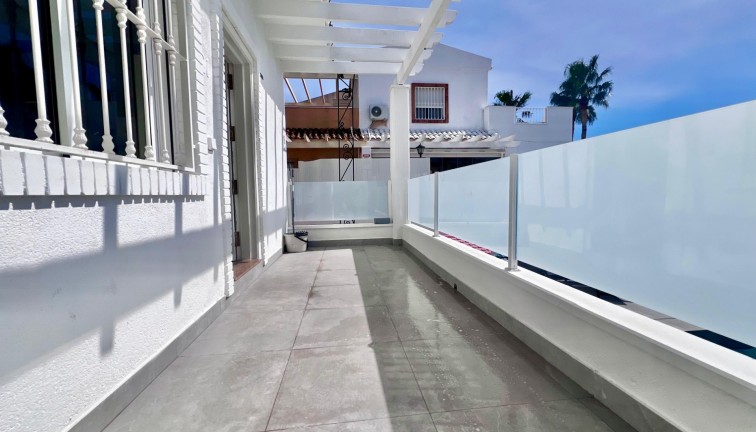 Jälleenmyynti - Erillistalo - San Miguel de Salinas - Villamartín