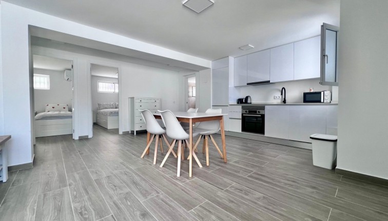 Jälleenmyynti - Erillistalo - San Miguel de Salinas - Villamartín