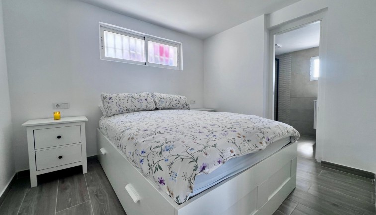 Jälleenmyynti - Erillistalo - San Miguel de Salinas - Villamartín