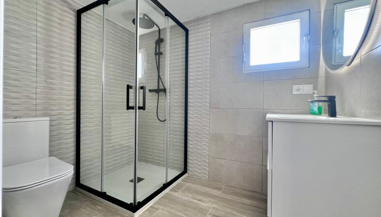 Jälleenmyynti - Erillistalo - San Miguel de Salinas - Villamartín